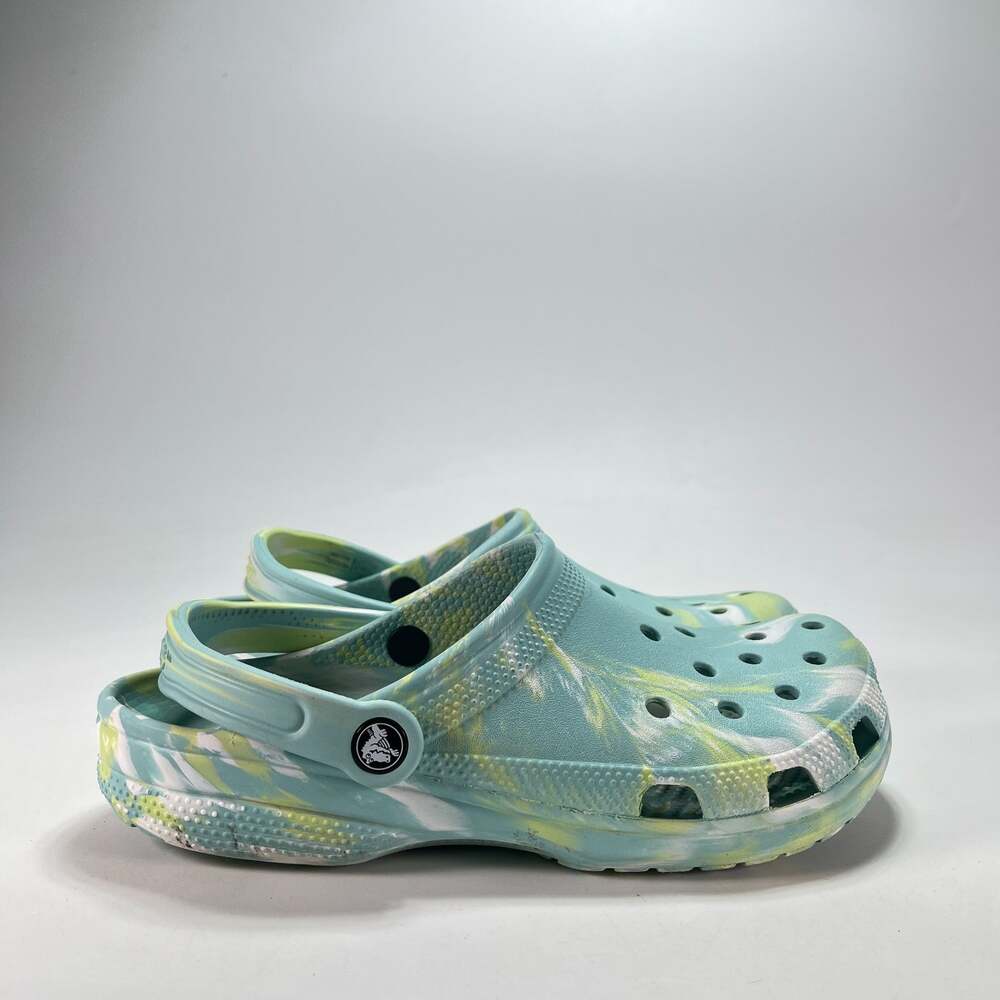 Crocs Classic Tie Dye Graphic Multicolor Clog Sandals 206867 Men's Size 8